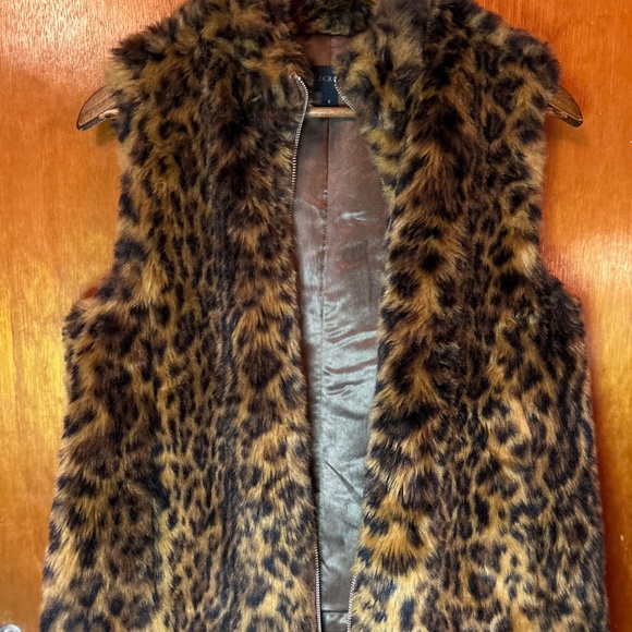 J Crew Faux Fur Leopard Vest - Picture 3 of 6